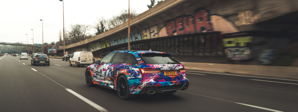 Si vous croisez notre ARTCAR, postez le sur Instragram ! 🎨​​🚗​
